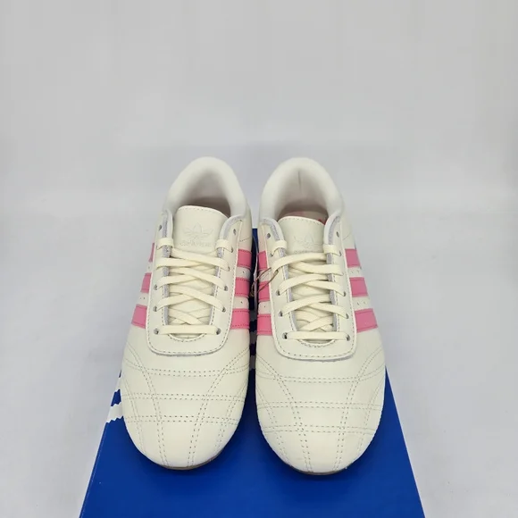 New adidas Taekwondo Off White Bliss Pink Big Girls Shoes Size 5.5 - Picture 2 of 8